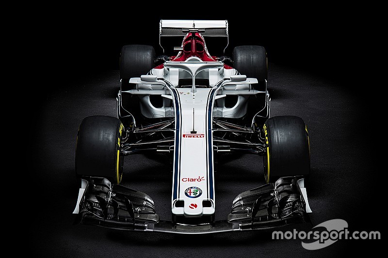 Leleplezték az első Alfa Romeo Sauber F1-es versenygépet: C37 Ferrari (VIDEÓ)