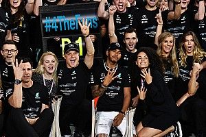 Mercedes: Kesuksesan tahun ini sama seperti 2014
