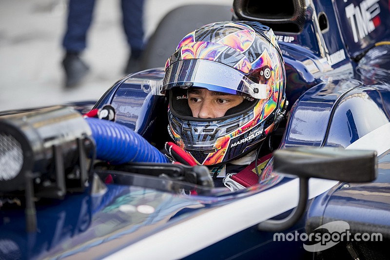 Markelov se lleva la última pole de la F2 de 2017