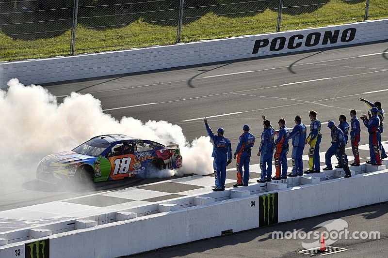 1. Kyle Busch, Joe Gibbs Racing, Toyota Camry M&M's Caramel