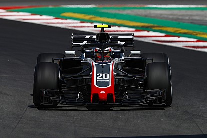 Magnussen kınama aldı