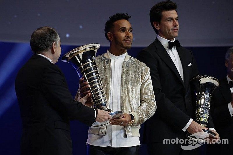 Hamilton über Mercedes-Dominanz: "Ich hasse solche Zeiten"