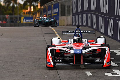 Formula E: Vergne és Heidfeld is dühös