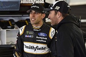 Aric Almirola: "I’m having the time of my life" at SHR
