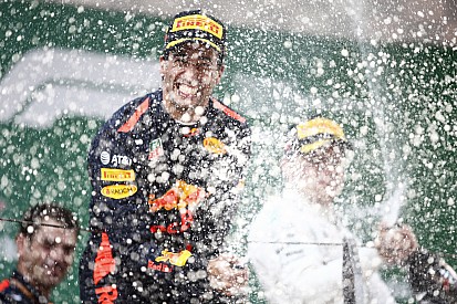 La genial victoria de Ricciardo le hizo 'Piloto del día' en China