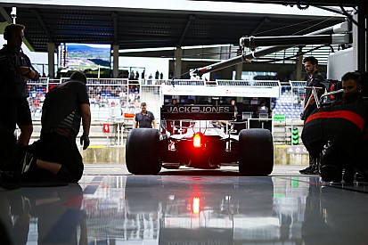 Haas multata lo stesso anche se Magnussen ha fermato immediatamente la macchina