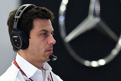 Wolff risentito: "La FIA ha fatto i nomi degli uomini Mercedes nel caso Ferrari"