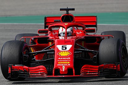 Vettel "threw away" win by pushing too hard - Rosberg