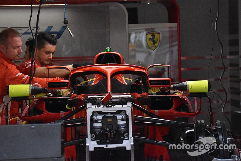 Ferrari повесила зеркала заднего вида на Halo