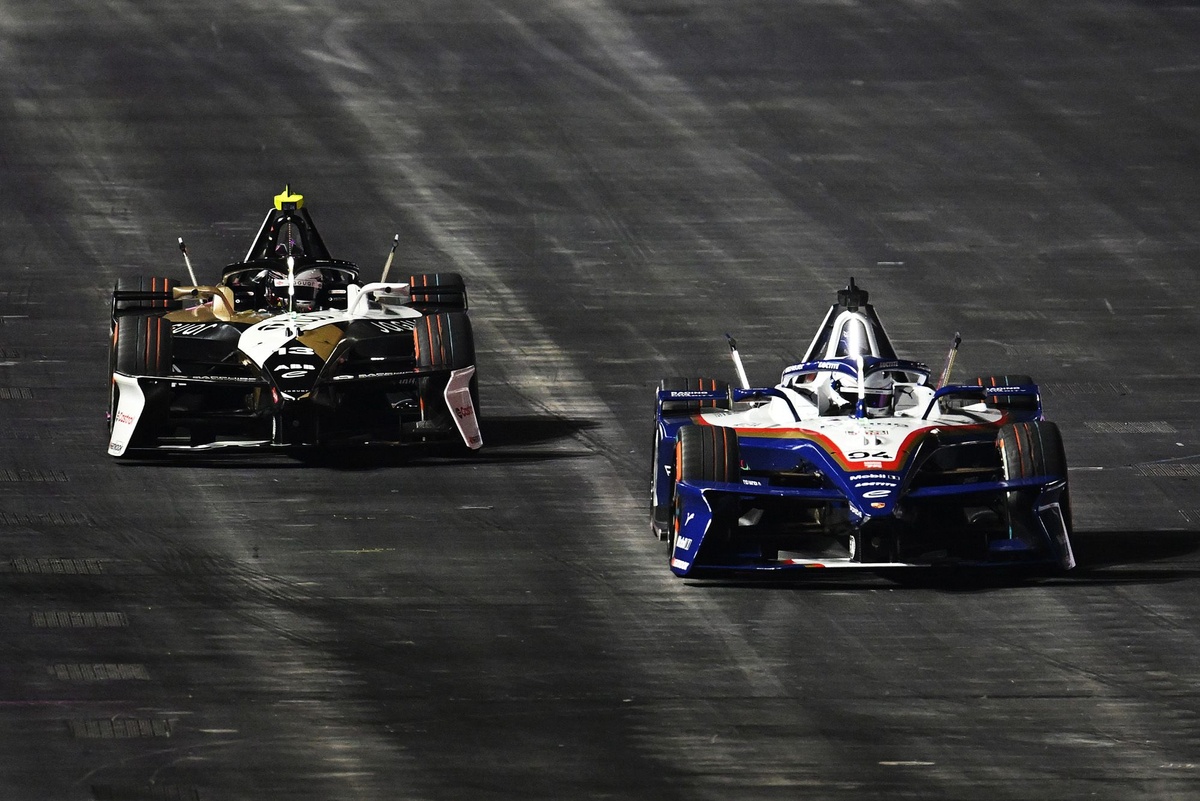 Pascal Wehrlein: Jaguar wanted to