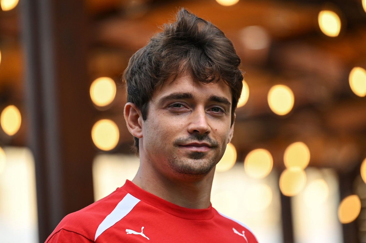 Leclerc responde al ruido por sus batallas con Hamilton: "No es justo"