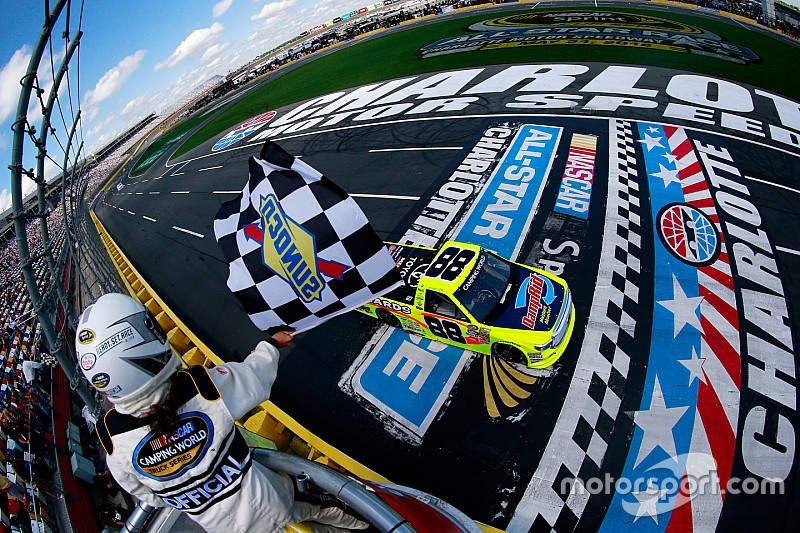 Matt Crafton cruises to second consecutive Truck win