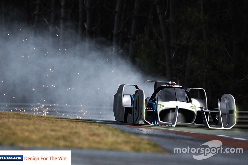 Le Mans 2030: önvezető Infiniti és VR cockpittal felszerelt Bentley a mezőnyben