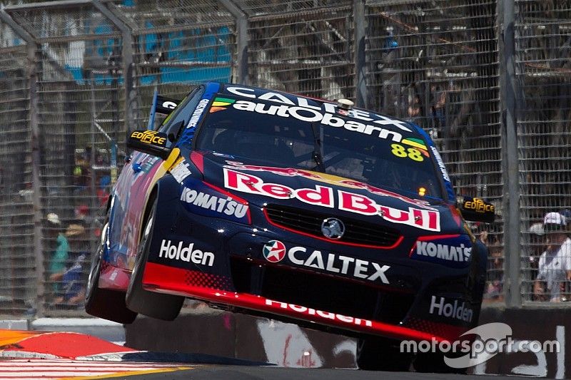 Gold Coast 600: Whincup on provisional pole, McLaughlin squeaks into shootout