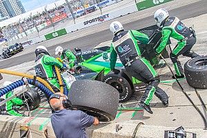 Being part of an IndyCar pit stop crew