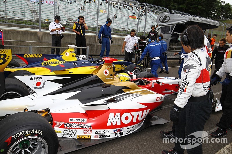 スーパーフォーミュラ第6戦SUGO予選:ピットレーンでのアクシデント、当事者の3人の反応