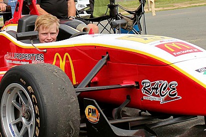 Australian F3 champ Luke Spalding loses cancer battle