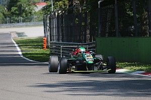 F2 Italian Trophy: Marco Zanasi firma la pole di Monza