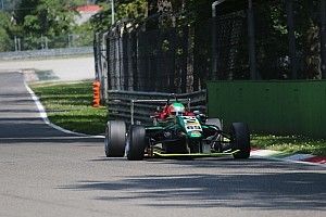 F2 Italian Trophy: Marco Zanasi firma la pole di Monza 