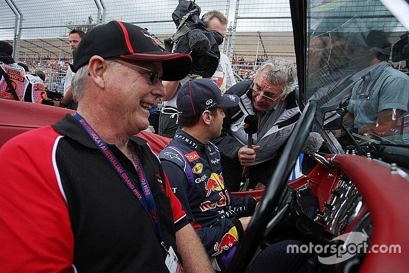 Sebastian Vettel, Red Bull Racing with Gary Anderson, on the drivers parade