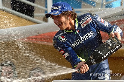 Hamilton, Kimi, Maradona e Djokovic: As homenagens a Rossi no aniversário