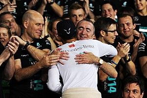 Lowe: Hamilton elevou seu jogo depois de perder de Rosberg