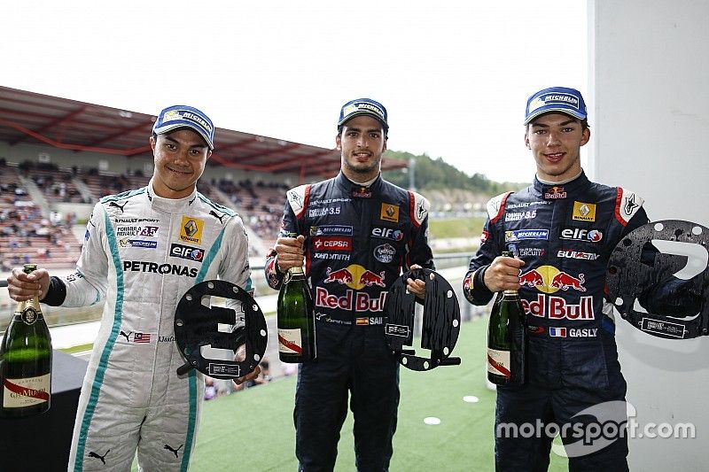 Analyse: Wie moet de teamgenoot van Verstappen bij RBR worden?