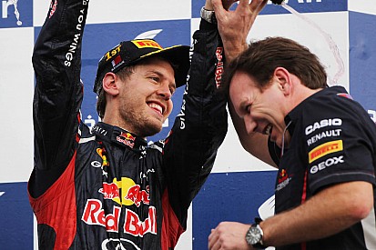 Horner: Vettel tiene oportunidades para su futuro
