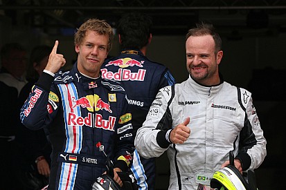 Rosberg compara "pobre" Vettel a Barrichello: "deixando companheiro passar"