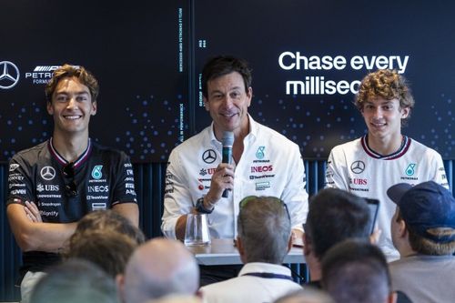 F1: Wolff está 'muito orgulhoso' por ter dois pilotos da academia Mercedes em 2025
