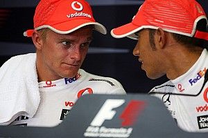 Kovalainen: "Hamilton één van de beste coureurs allertijden"