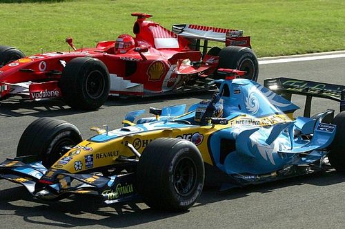 Schumacher fue el mejor en muchas cosas, mientras que Alonso es bueno en todo: Stella