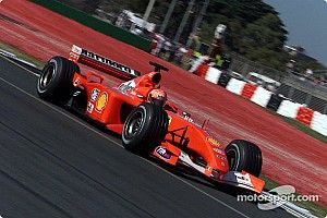 Videó: Michael Schumacher is bukott nagyot Ausztráliában…