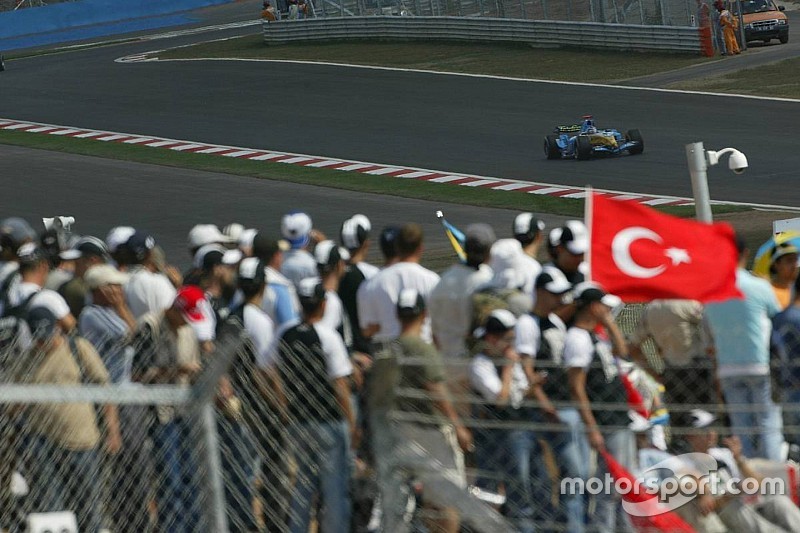 Geçmişe bakış: İlk Türkiye GP gerçekleştiriliyor!