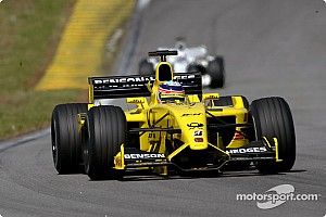 Sato'nun eski Jordan F1 aracı, İngiltere'de pist gününde kullanıma sunuldu