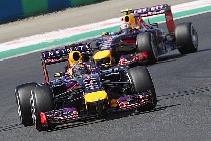 Ricciardo: Vettel 2014'tekine benzer bir kriz yaşıyor