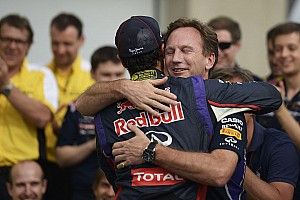 Horner: Ricciardo kalsaydı Verstappen'le eşit statüde olacaktı