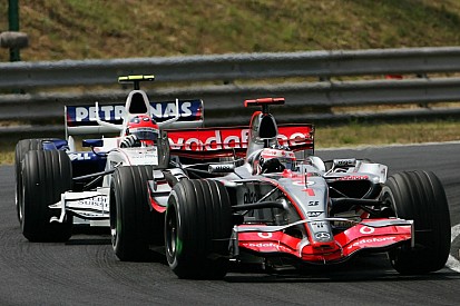 Kubica: Alonso en iyilerden birisi değil, en iyisi