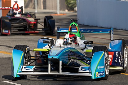 Eladó egy Formula E-autó