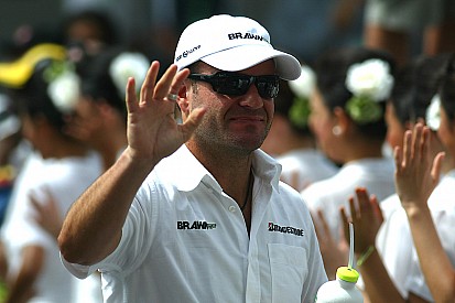 Barrichello Hamilton csapattársa lehetett volna a McLarennél