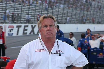 Veteran IndyCar team manager Larry Curry dies aged 68