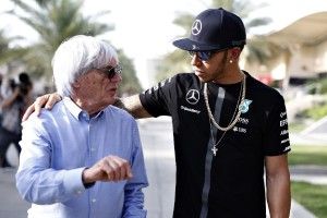 Bernie Ecclestone: Lewis Hamilton tuvo "suerte" con sus títulos mundiales