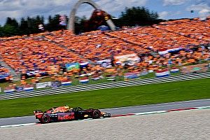 Red Bull RB15 voorafgaand aan thuisrace op toer door Oostenrijk