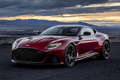 Выиграйте Aston Martin DBS Superleggera и вип-тур на Гран При Абу-Даби
