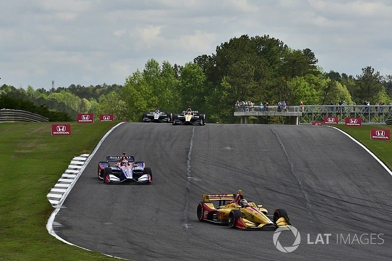 Épargné par la malchance, Hunter-Reay termine sur le podium