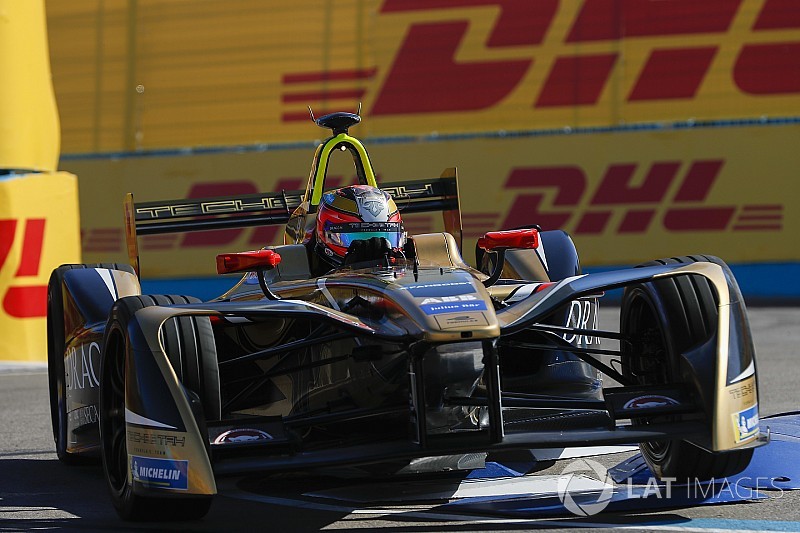 Vergne avanza a la pole por una serie de penalizaciones