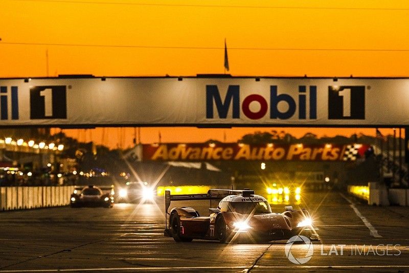 Sebring 12 Hours: Mazda Team Joest 1-2 in night practice