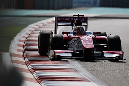 Leclerc chiude una stagione da record vincendo la Sprint Race