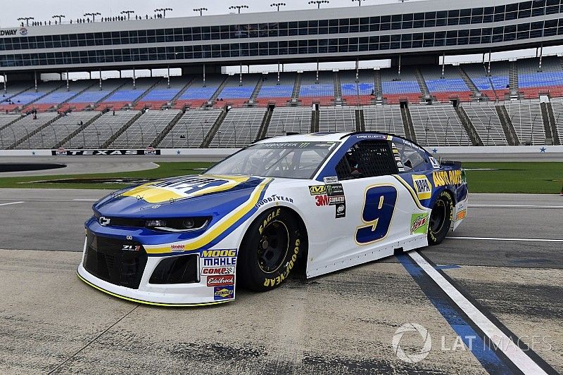 NASCAR pune Elliott por problema em janela traseira