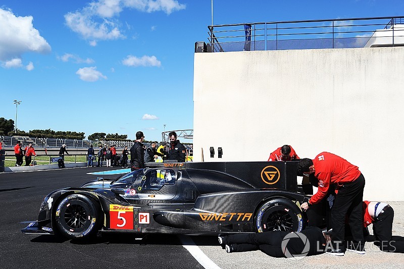Dean Stoneman e Leo Roussel con la Ginetta in LMP1